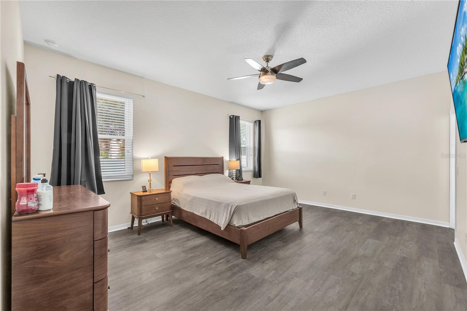 Single Family Residence at 1407 RUSHGROVE CIR, DOVER, photo 20 of 33