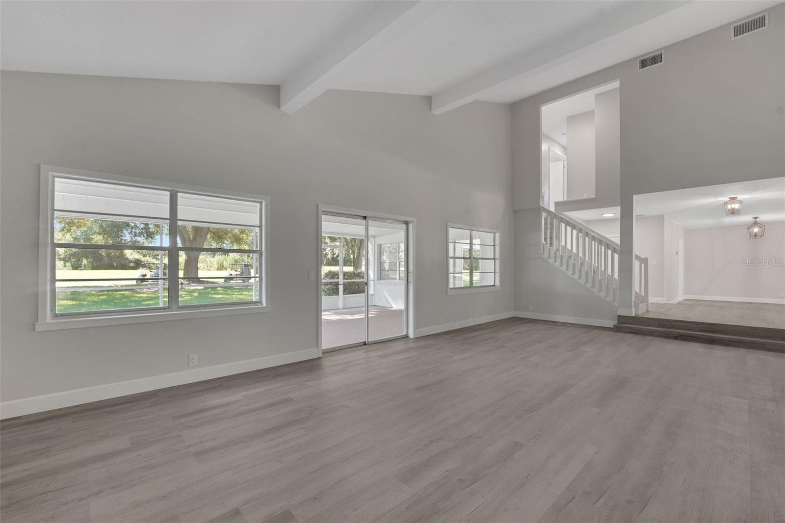 Single Family Residence at 300 GREENFIELD RD, WINTER HAVEN, photo 4 of 41