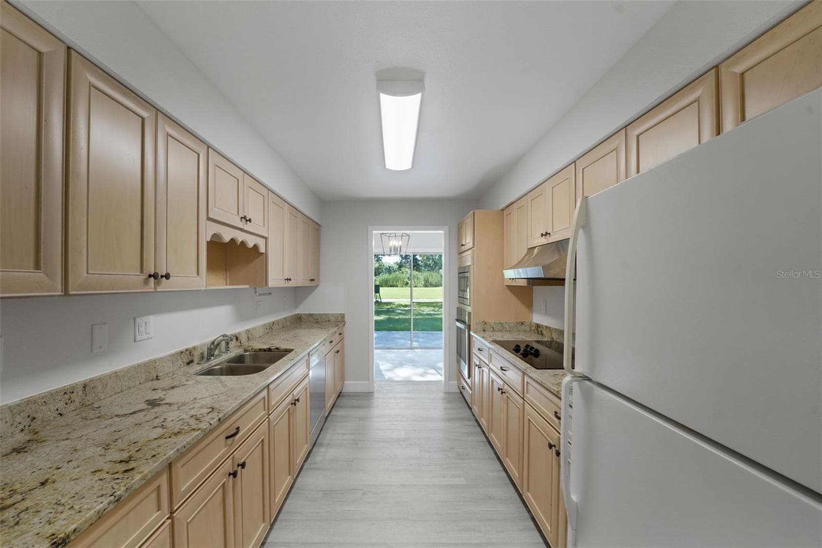 Single Family Residence at 300 GREENFIELD RD, WINTER HAVEN, photo 12 of 41