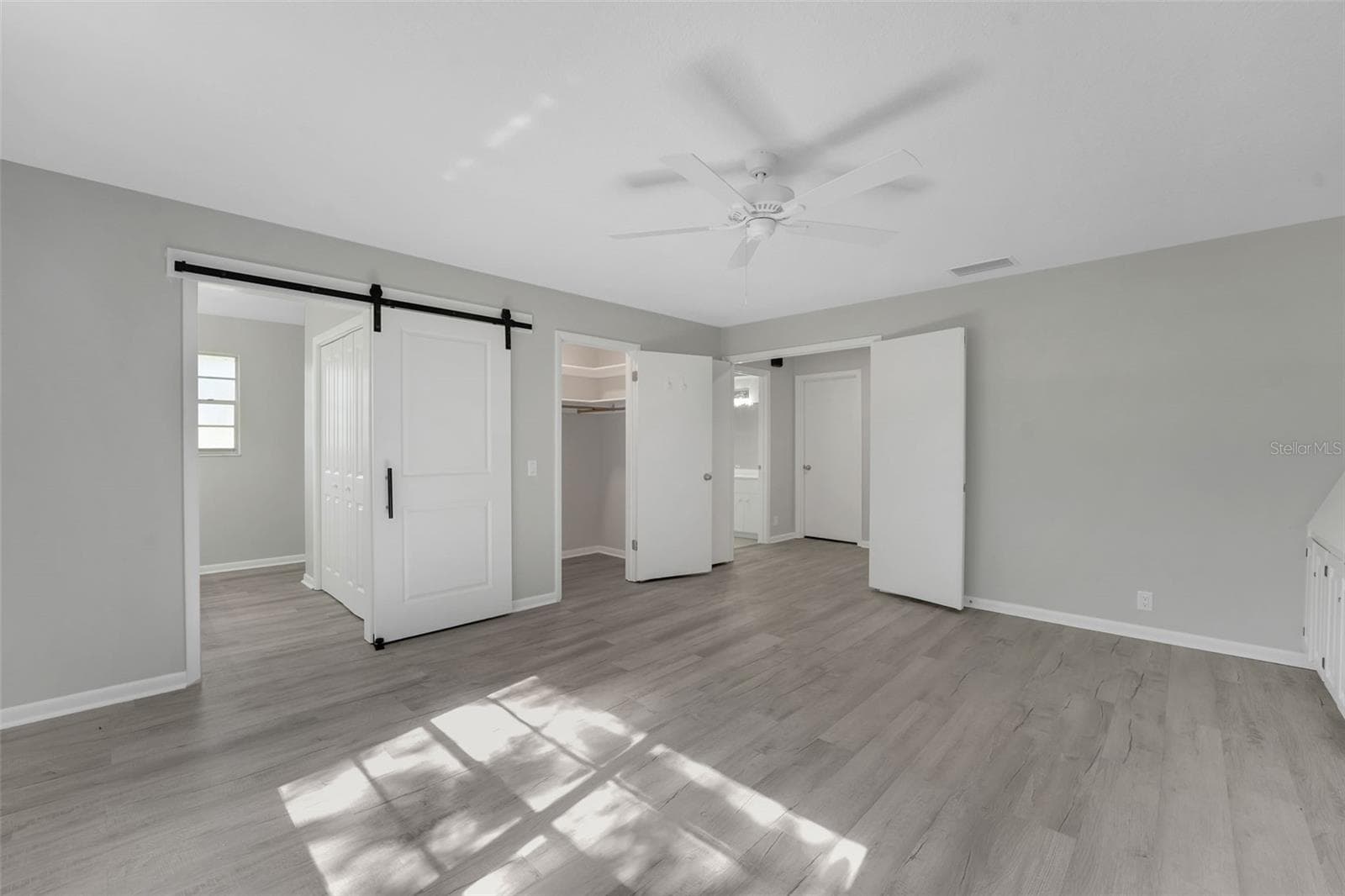 Single Family Residence at 300 GREENFIELD RD, WINTER HAVEN, photo 16 of 41