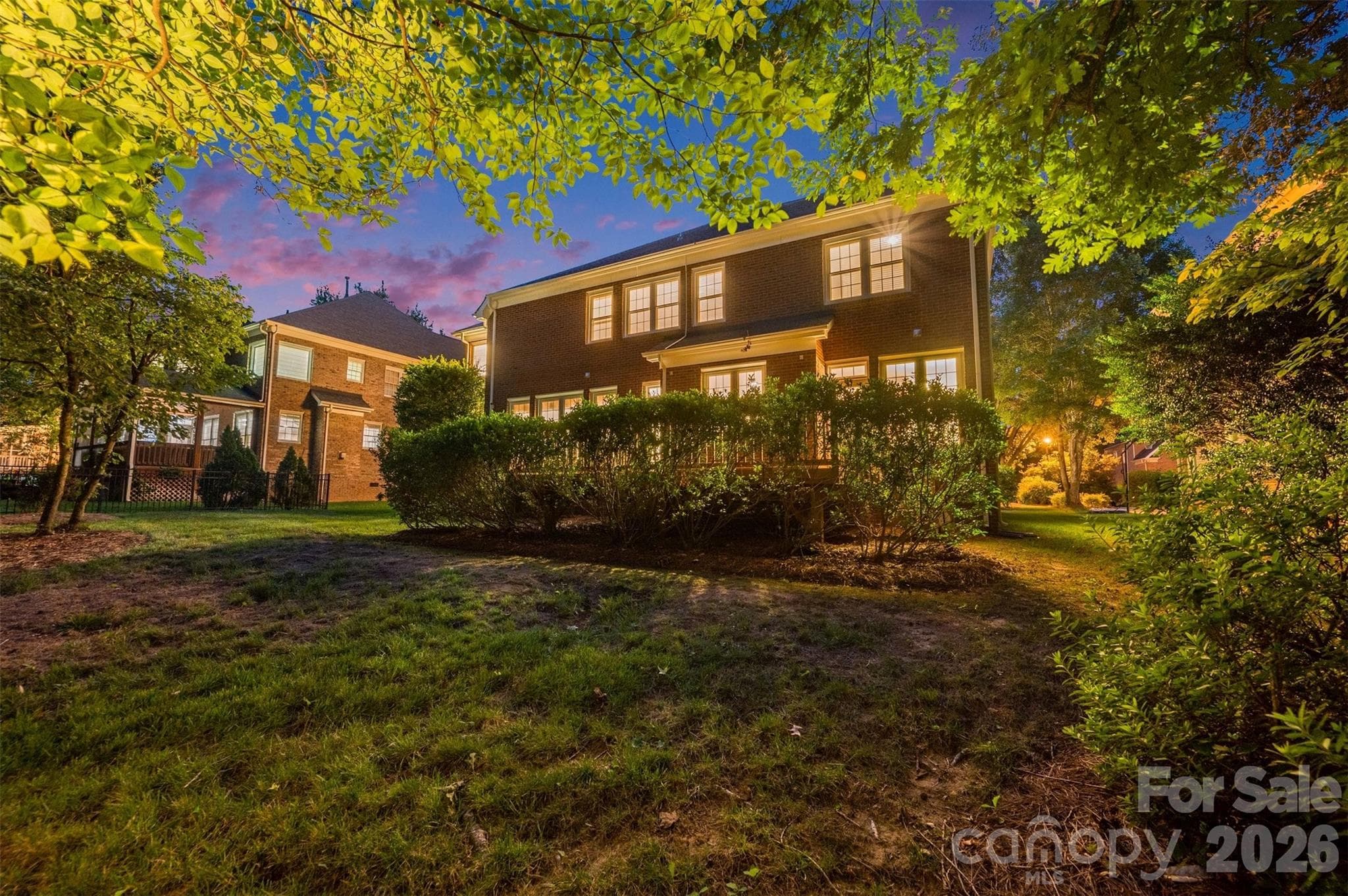 Single Family Residence at 10110 Paradise Ridge Road, Charlotte, photo 36 of 40