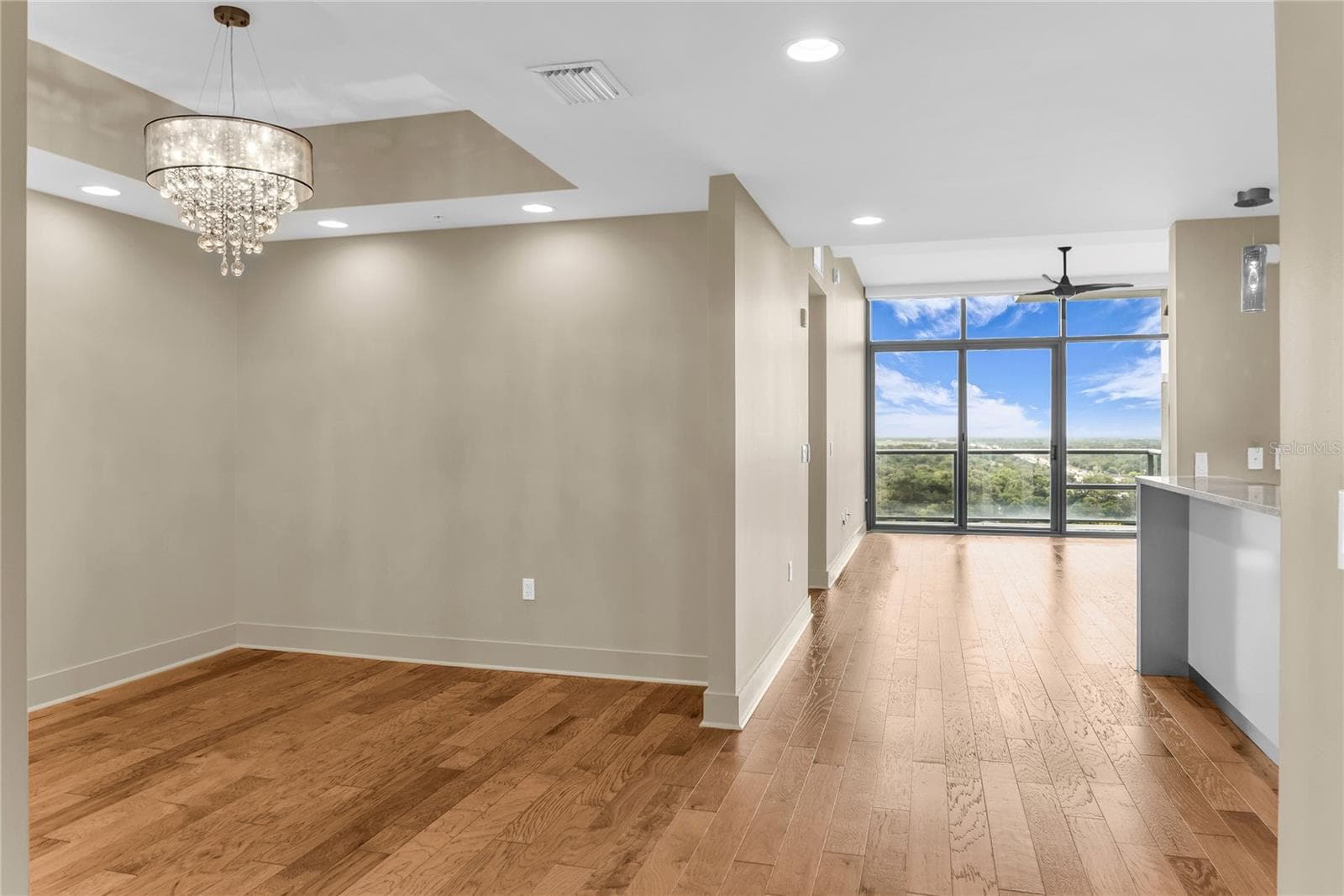 Condominium at 260 S OSCEOLA AVE #1602, ORLANDO, photo 10 of 33