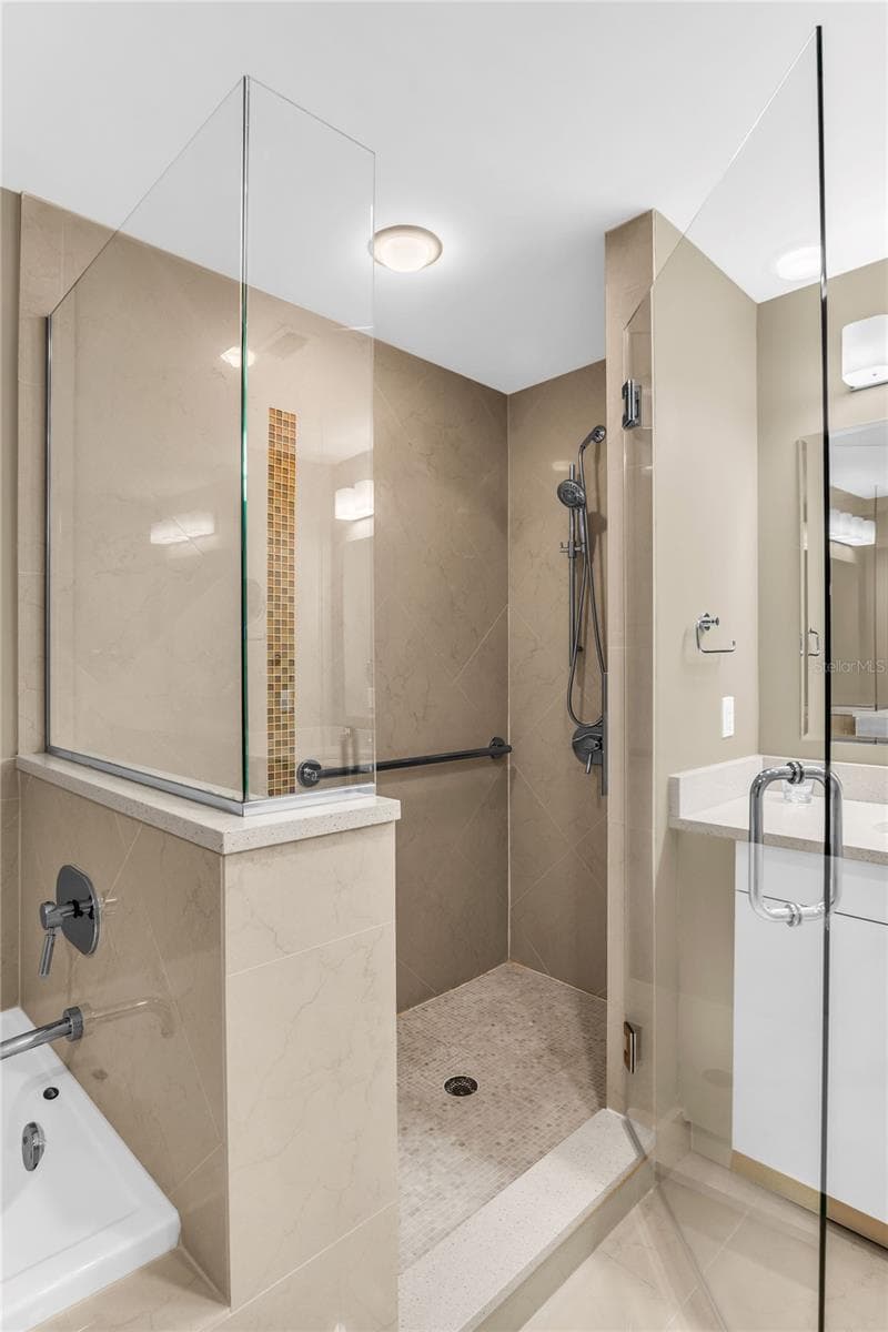 Primary Bathroom - 260 S OSCEOLA AVE #1602, ORLANDO
