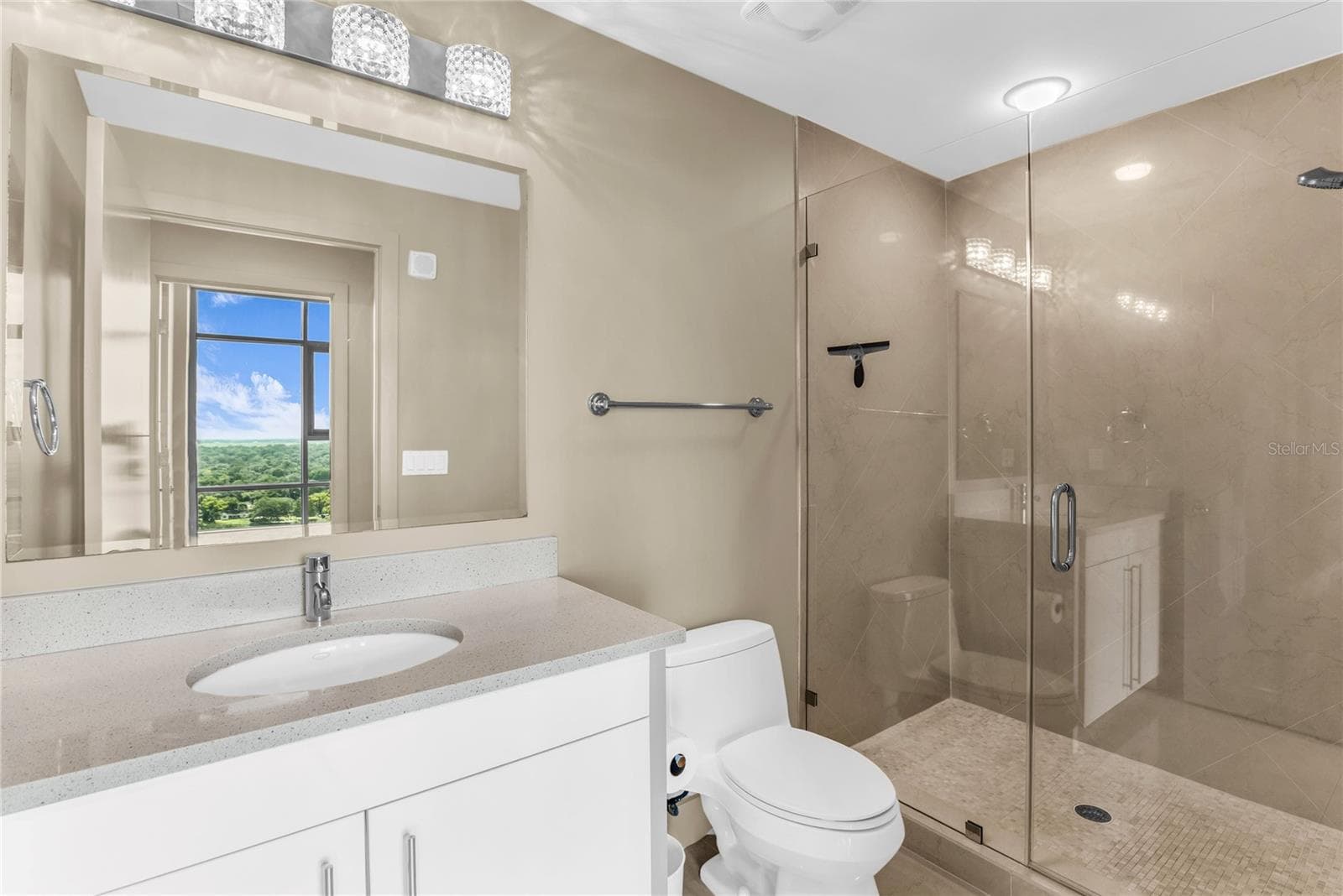 second bathroom - 260 S OSCEOLA AVE #1602, ORLANDO