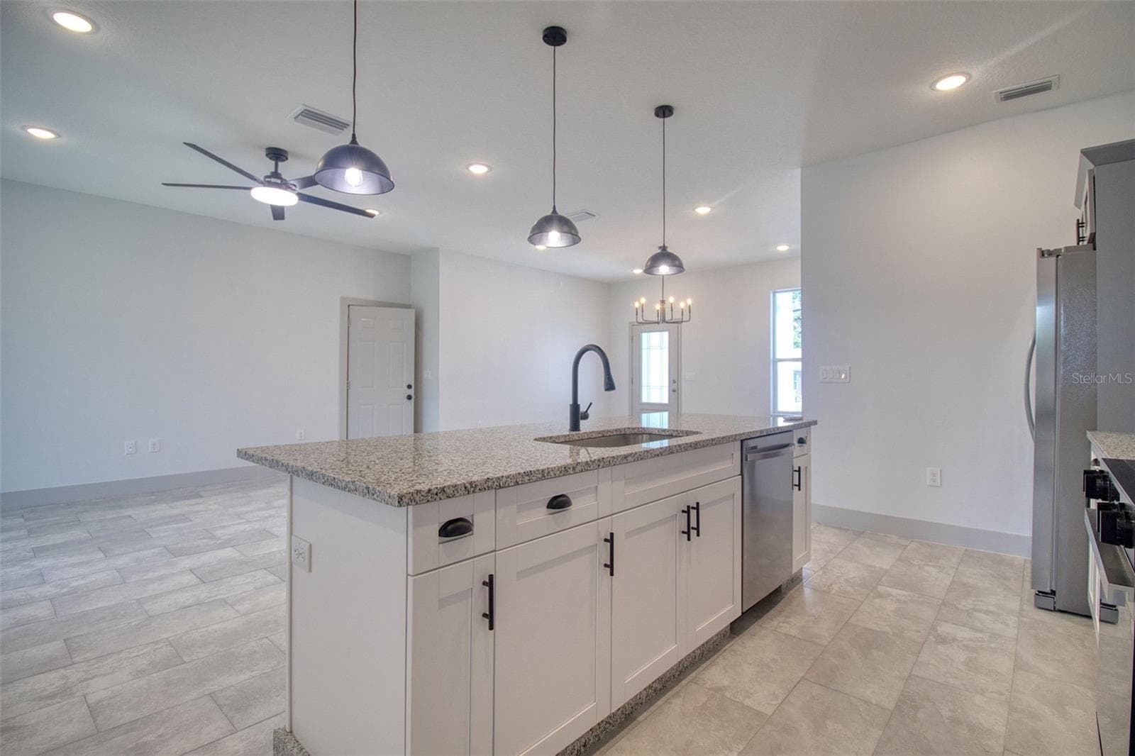 Breakfast Bar - 1246 HERSCHELL ST, LAKELAND