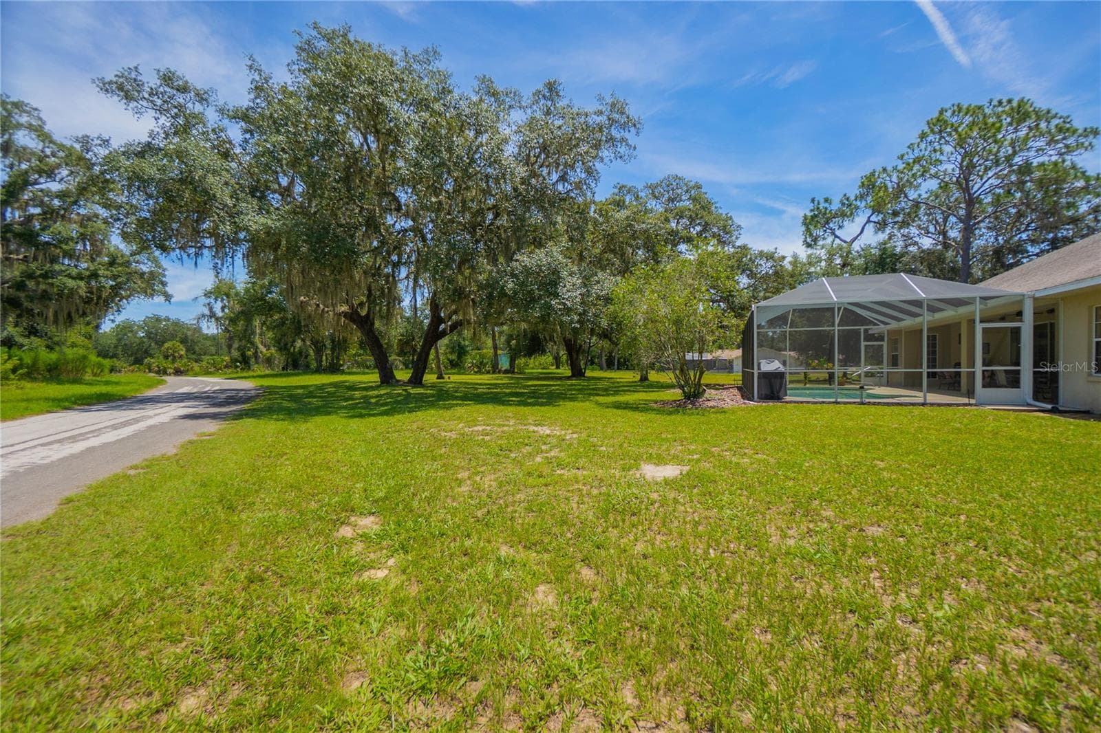Back/Side Yard - 9807 E LAKE TAHOE DR, INVERNESS