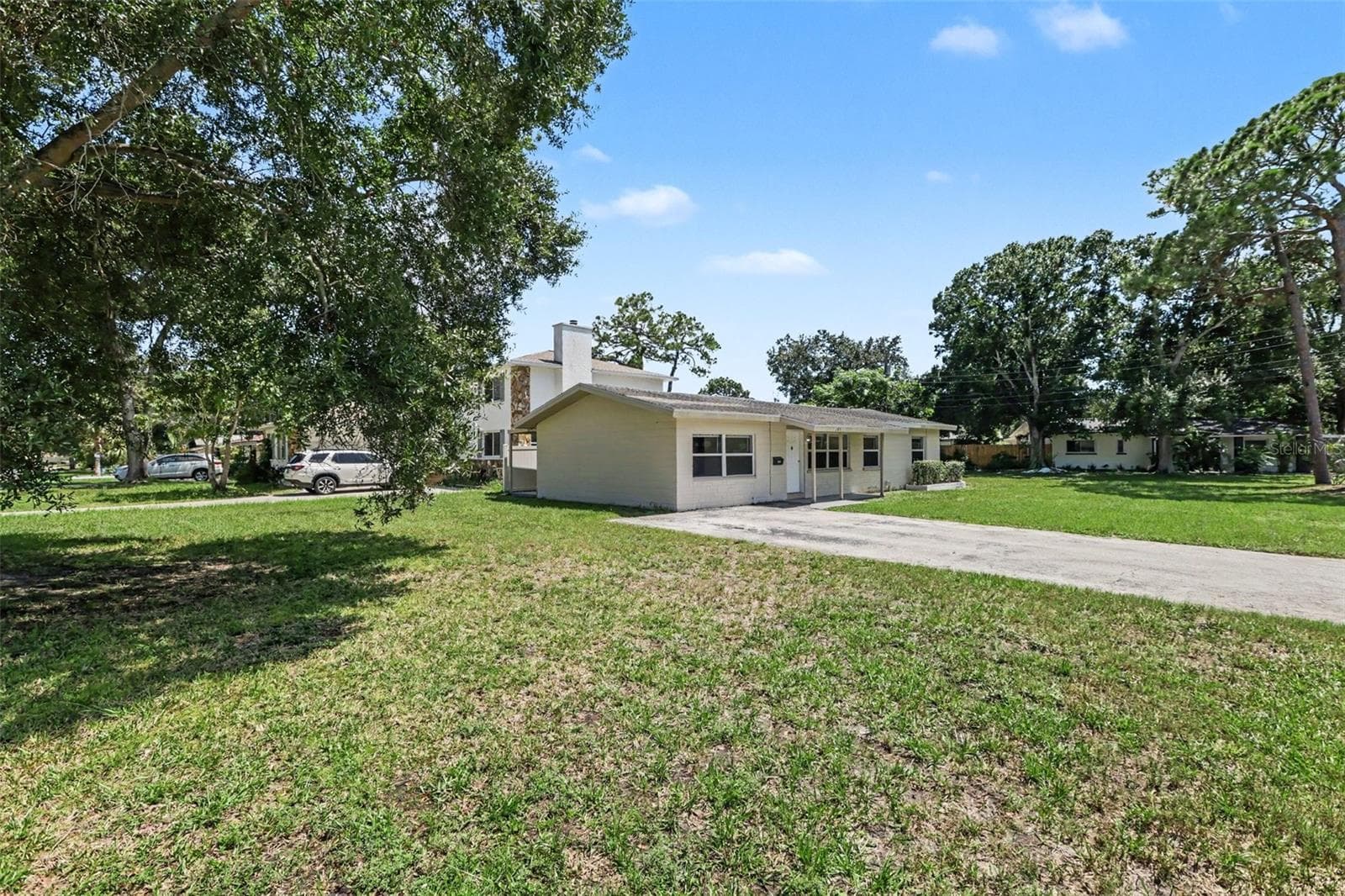 Single Family Residence at 5585 ATLANTIC AVE N, ST PETERSBURG, photo 2 of 22