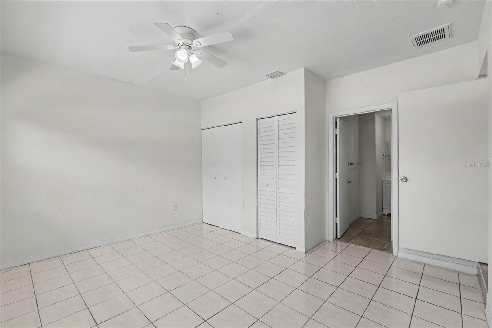 Single Family Residence at 5585 ATLANTIC AVE N, ST PETERSBURG, photo 9 of 22