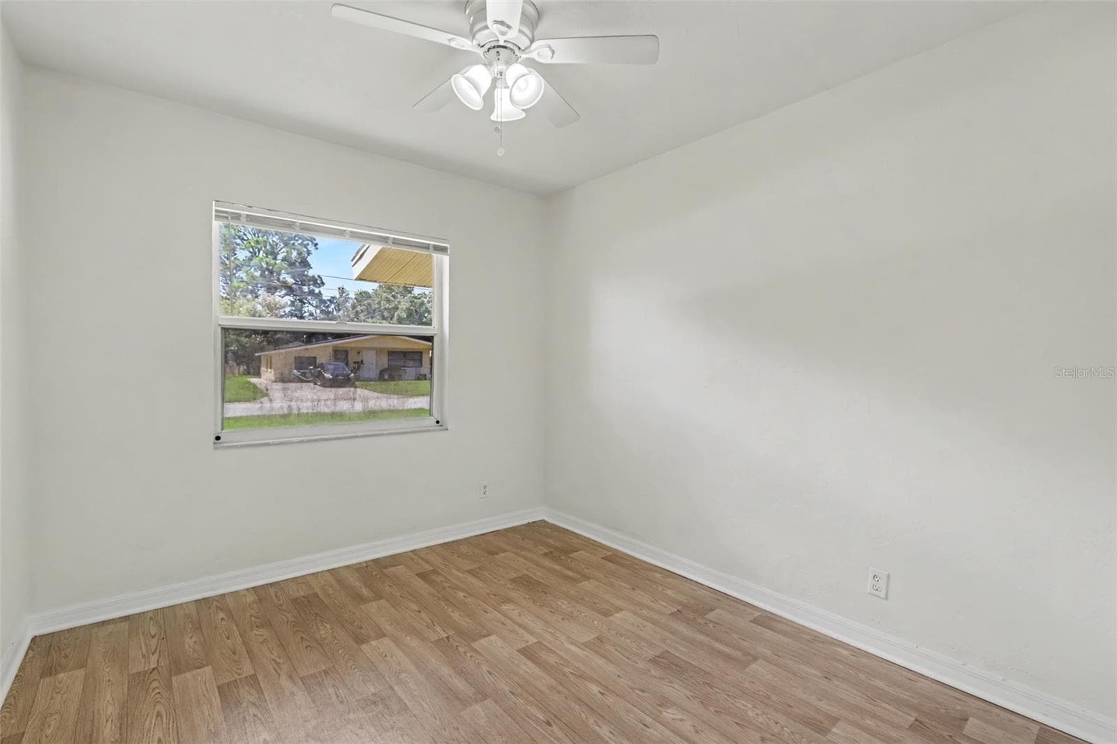 Single Family Residence at 5585 ATLANTIC AVE N, ST PETERSBURG, photo 14 of 22