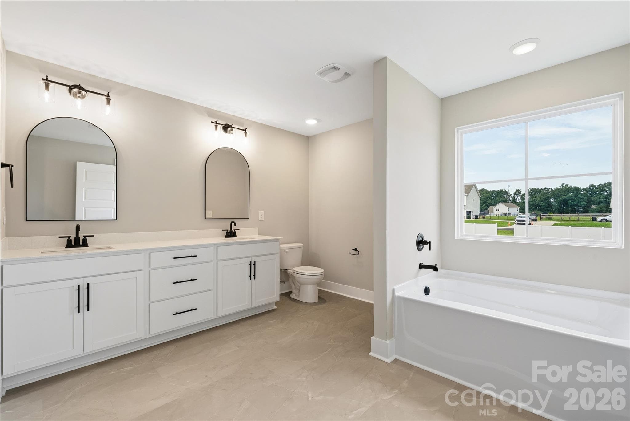 Single Family Residence at 11591 Valley Oaks Lane, Stanfield, photo 29 of 44