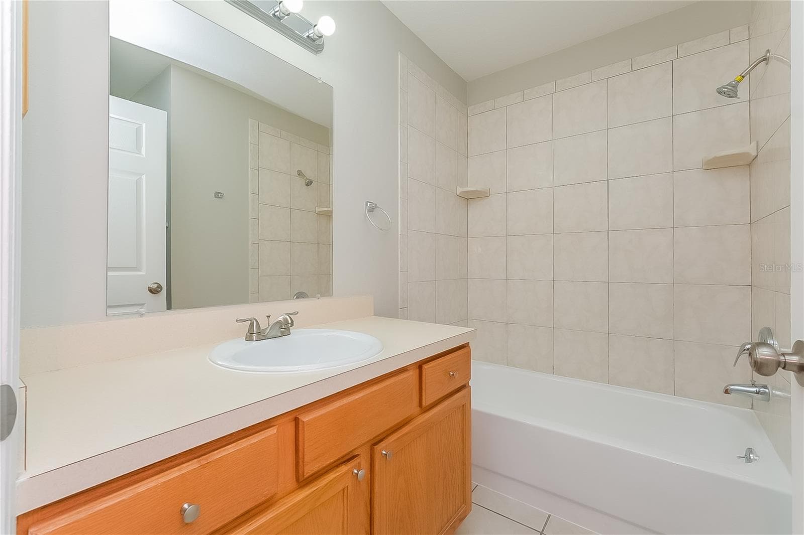 Single Family Residence at 1723 WESTERLY DR, BRANDON, photo 10 of 15