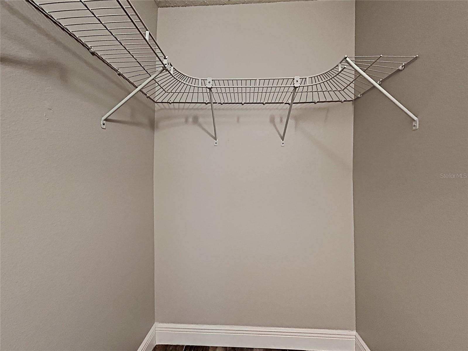 Single Family Residence at 1237 BARMERE LN, BRANDON, photo 17 of 21