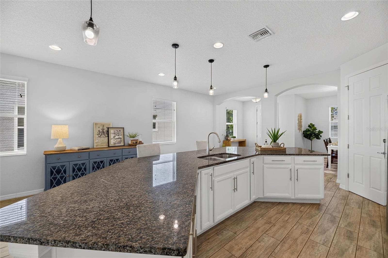 Single Family Residence at 7113 BOWSPIRIT PL, APOLLO BEACH, photo 19 of 84