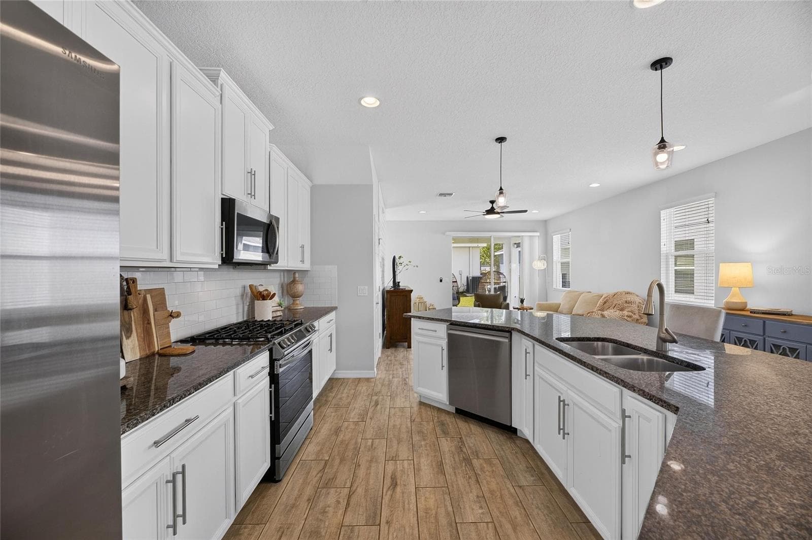 Single Family Residence at 7113 BOWSPIRIT PL, APOLLO BEACH, photo 22 of 84