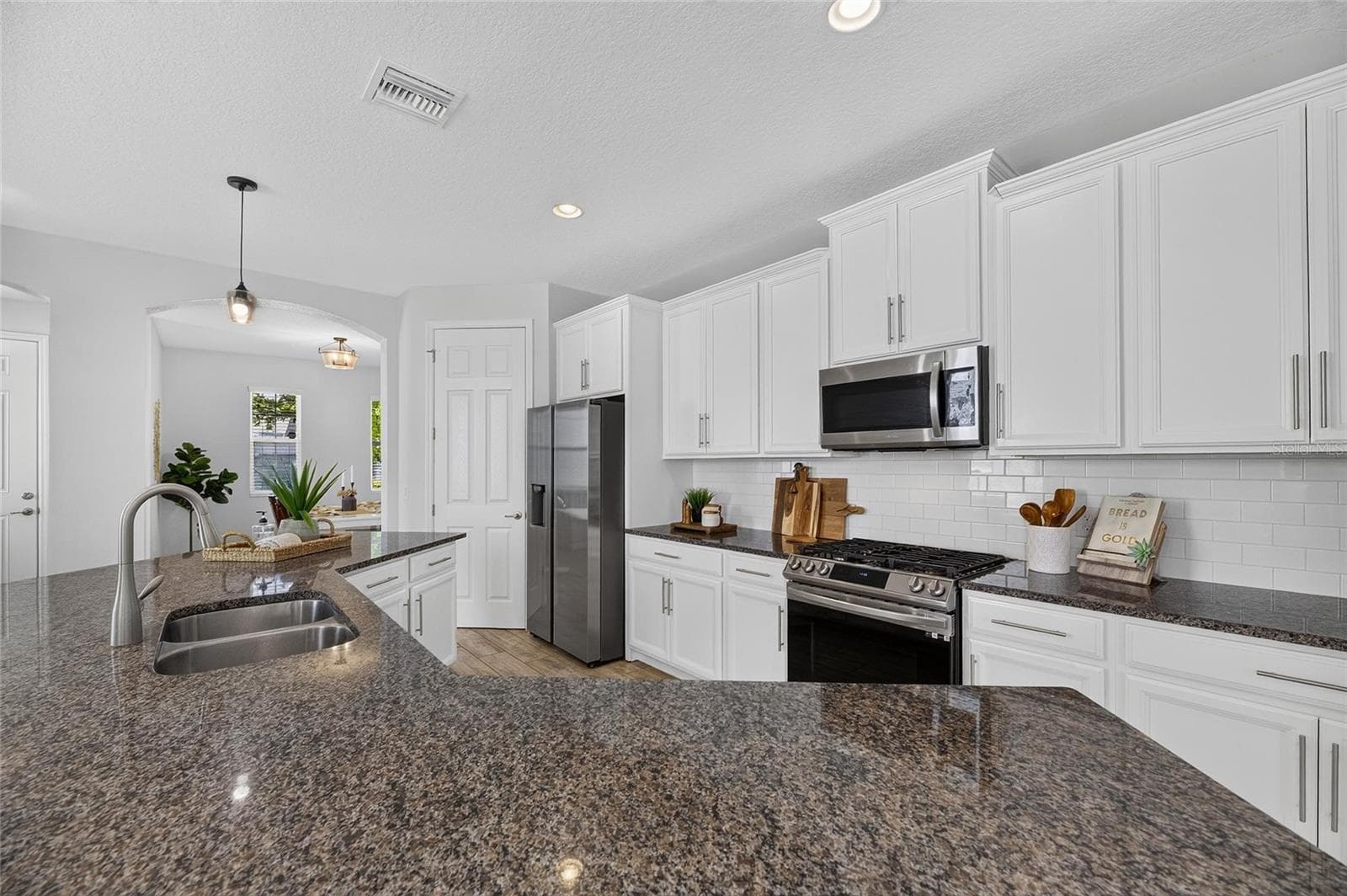 Single Family Residence at 7113 BOWSPIRIT PL, APOLLO BEACH, photo 23 of 84
