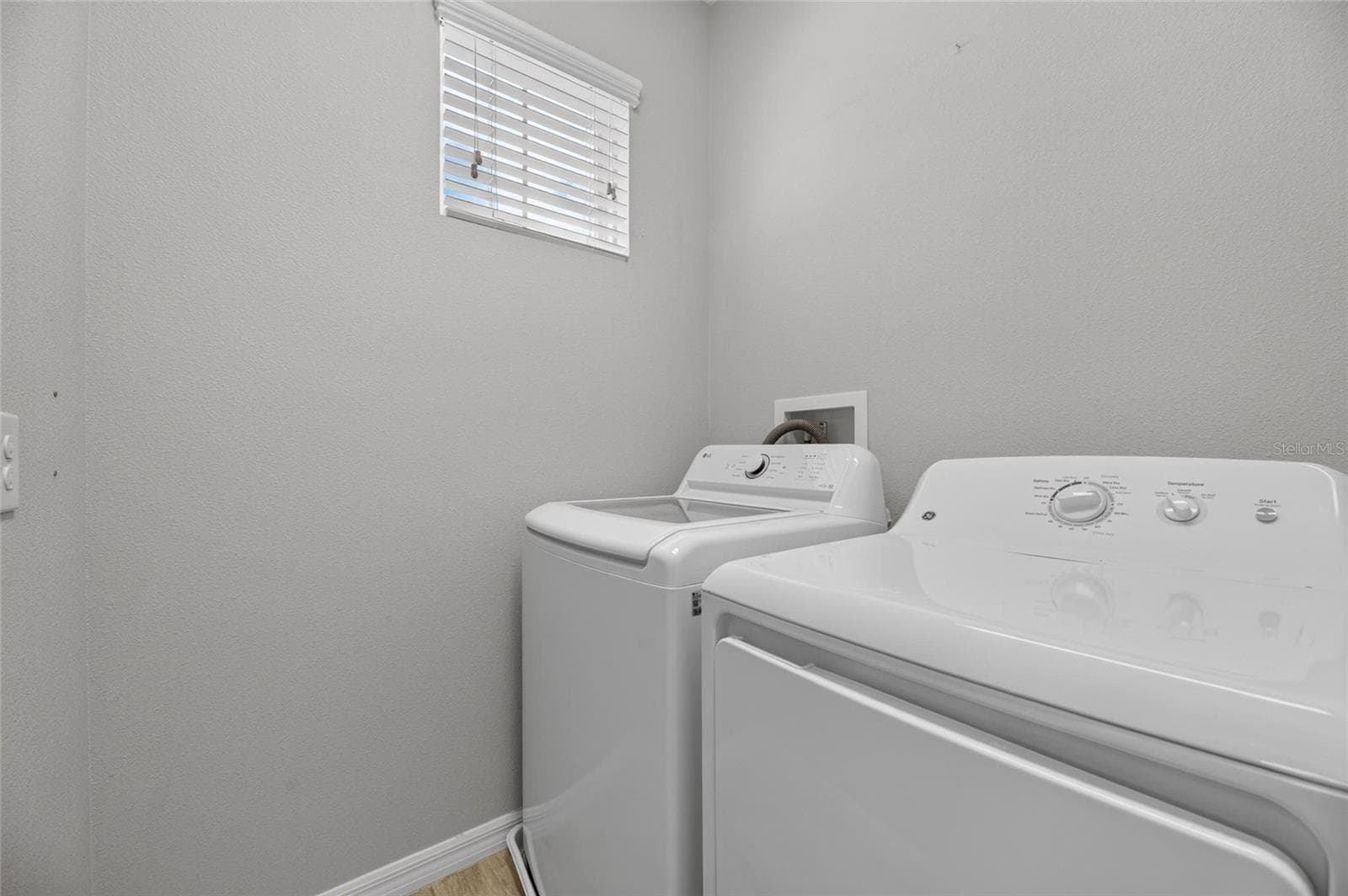 Single Family Residence at 7113 BOWSPIRIT PL, APOLLO BEACH, photo 52 of 84