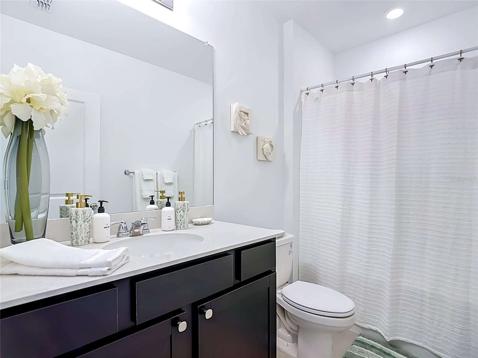 Single Family Residence at 1211 CALOOSA COVE DR, LABELLE, photo 33 of 72