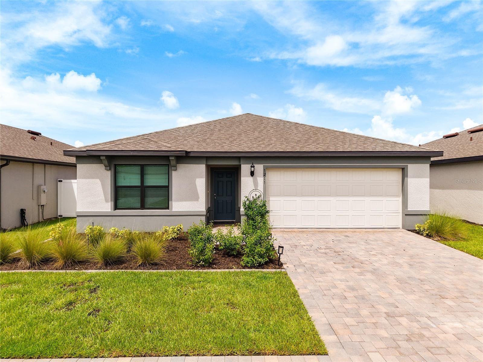 Single Family Residence at 1211 CALOOSA COVE DR, LABELLE, photo 41 of 72