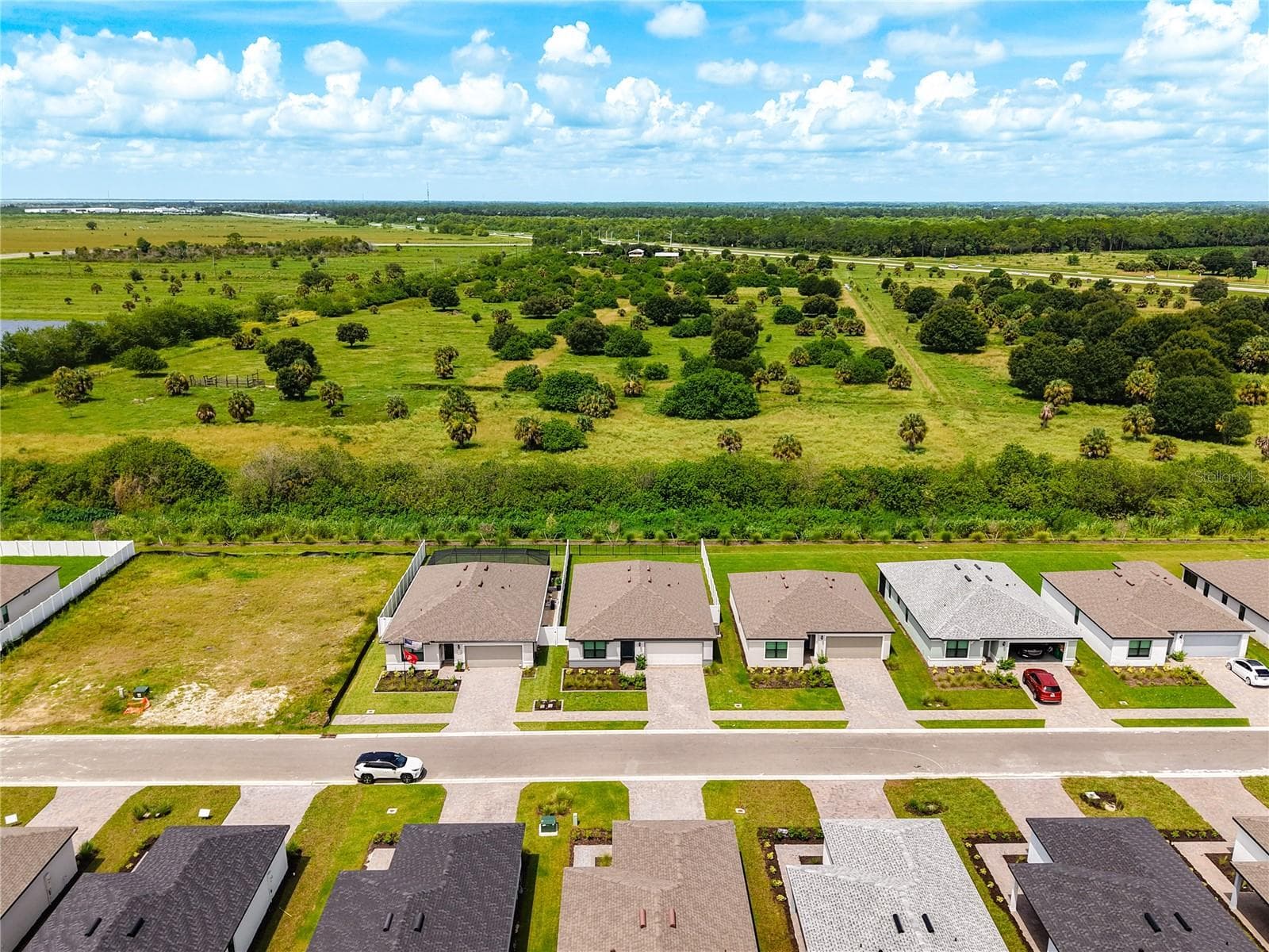 Single Family Residence at 1211 CALOOSA COVE DR, LABELLE, photo 68 of 72