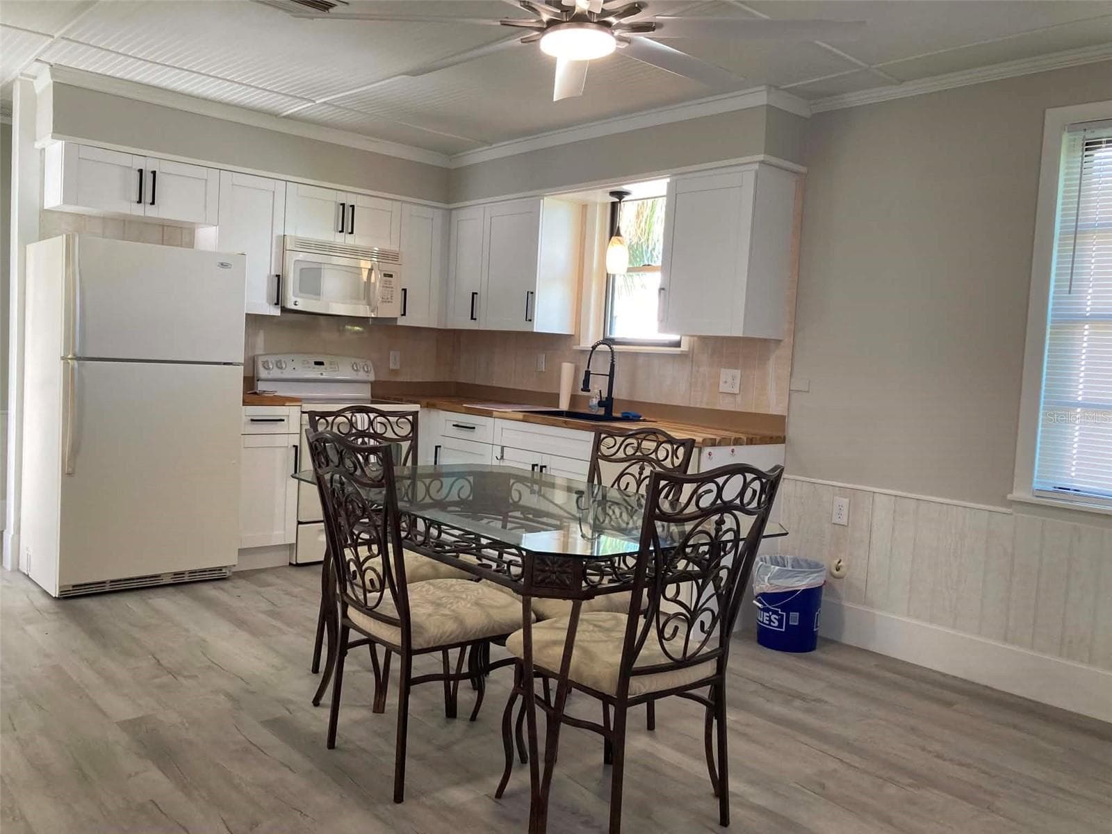 Half Duplex at 31 W OAKWOOD ST #2, TARPON SPRINGS, photo 4 of 19