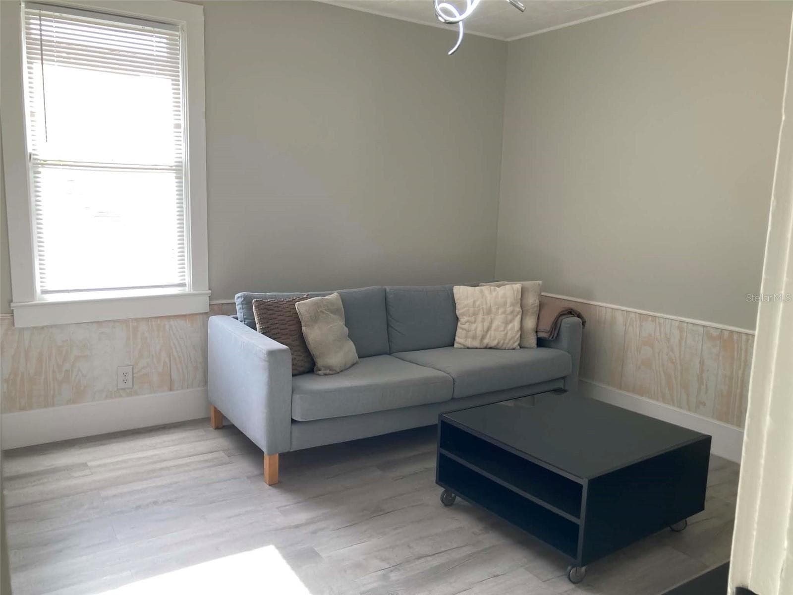 Half Duplex at 31 W OAKWOOD ST #2, TARPON SPRINGS, photo 8 of 19