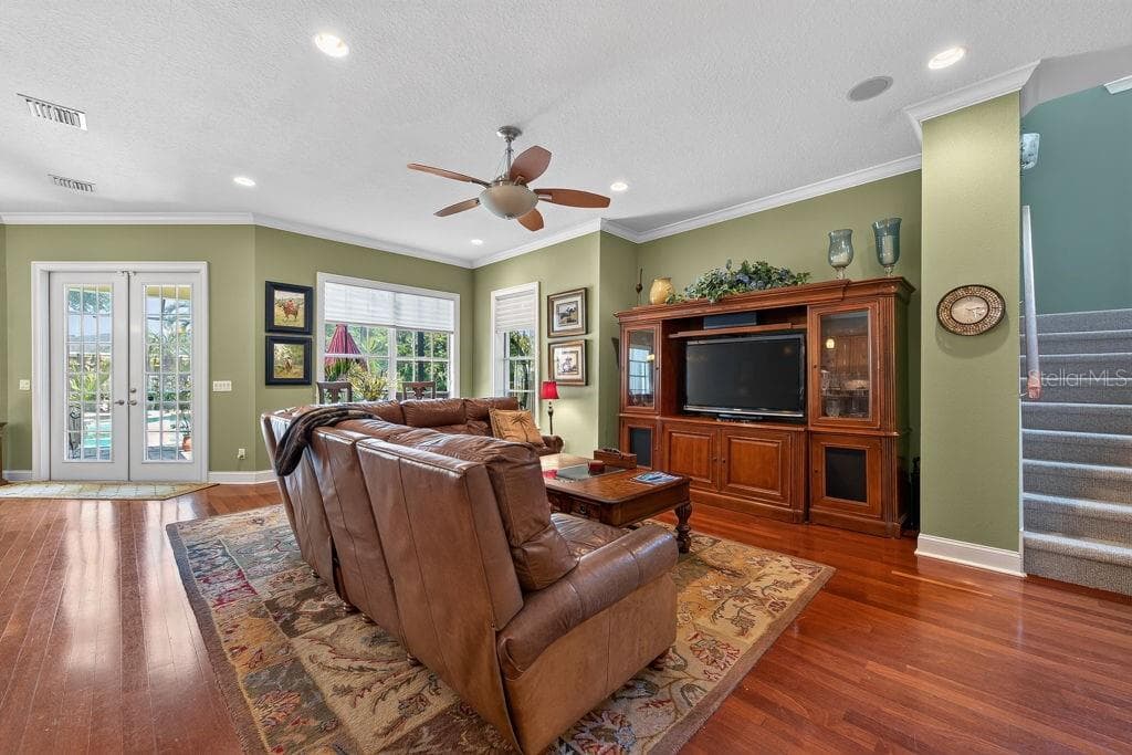 Single Family Residence at 5916 S 6TH ST, TAMPA, photo 14 of 79