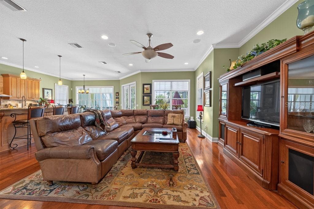 Single Family Residence at 5916 S 6TH ST, TAMPA, photo 15 of 79