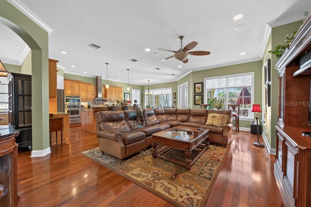 Single Family Residence at 5916 S 6TH ST, TAMPA, photo 16 of 79