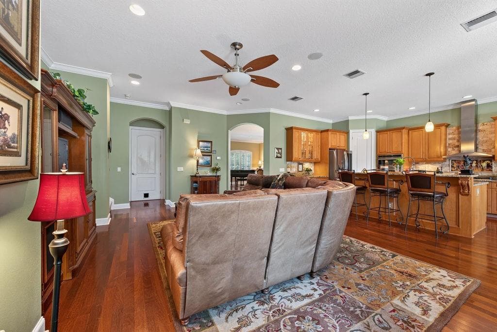 Single Family Residence at 5916 S 6TH ST, TAMPA, photo 19 of 79