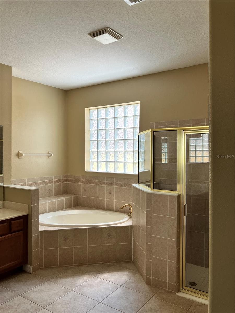 Single Family Residence at 15041 PRINCEWOOD LN, LAND O LAKES, photo 25 of 37