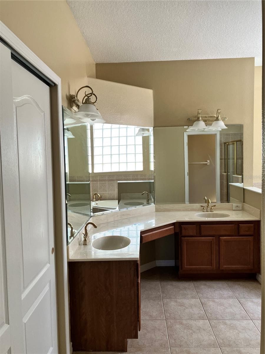 Single Family Residence at 15041 PRINCEWOOD LN, LAND O LAKES, photo 29 of 37