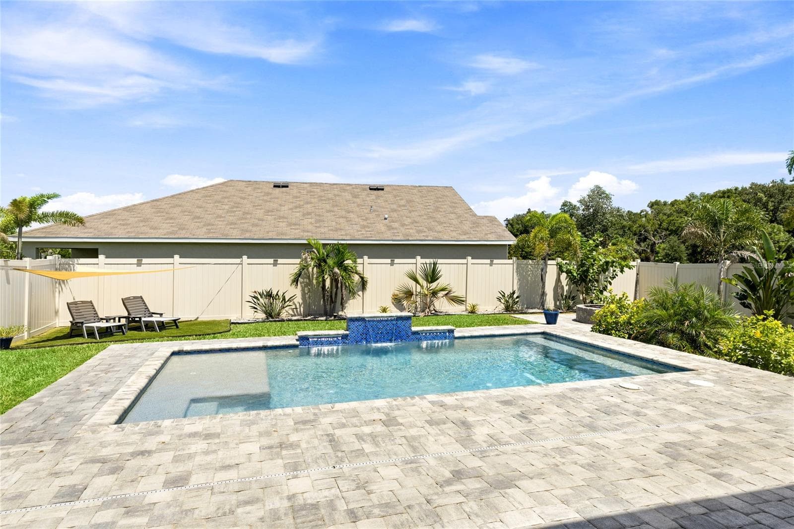 backyard oasis - 12272 HIGH ROCK WAY, PARRISH