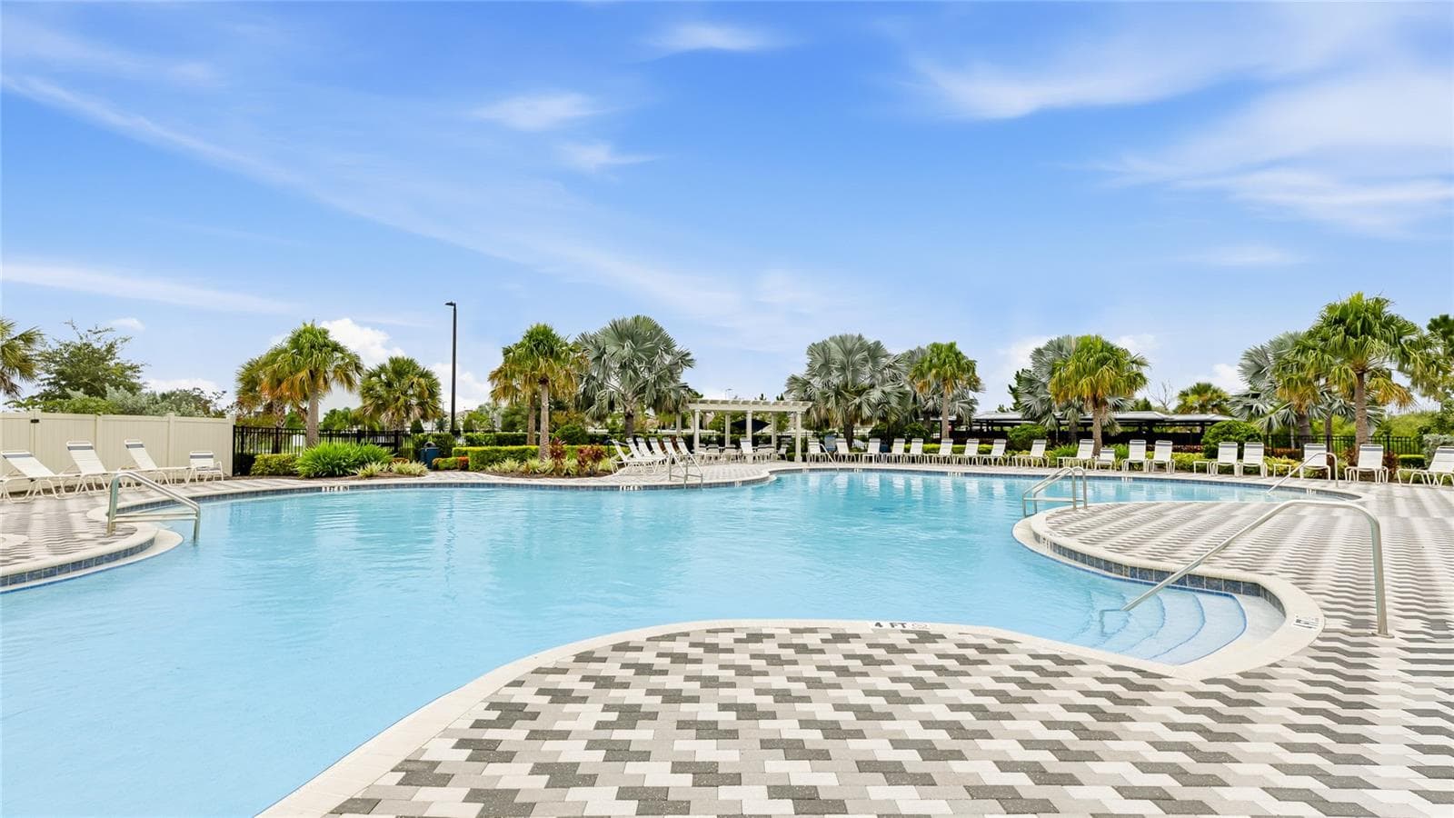 Bella Lago pool - 12272 HIGH ROCK WAY, PARRISH
