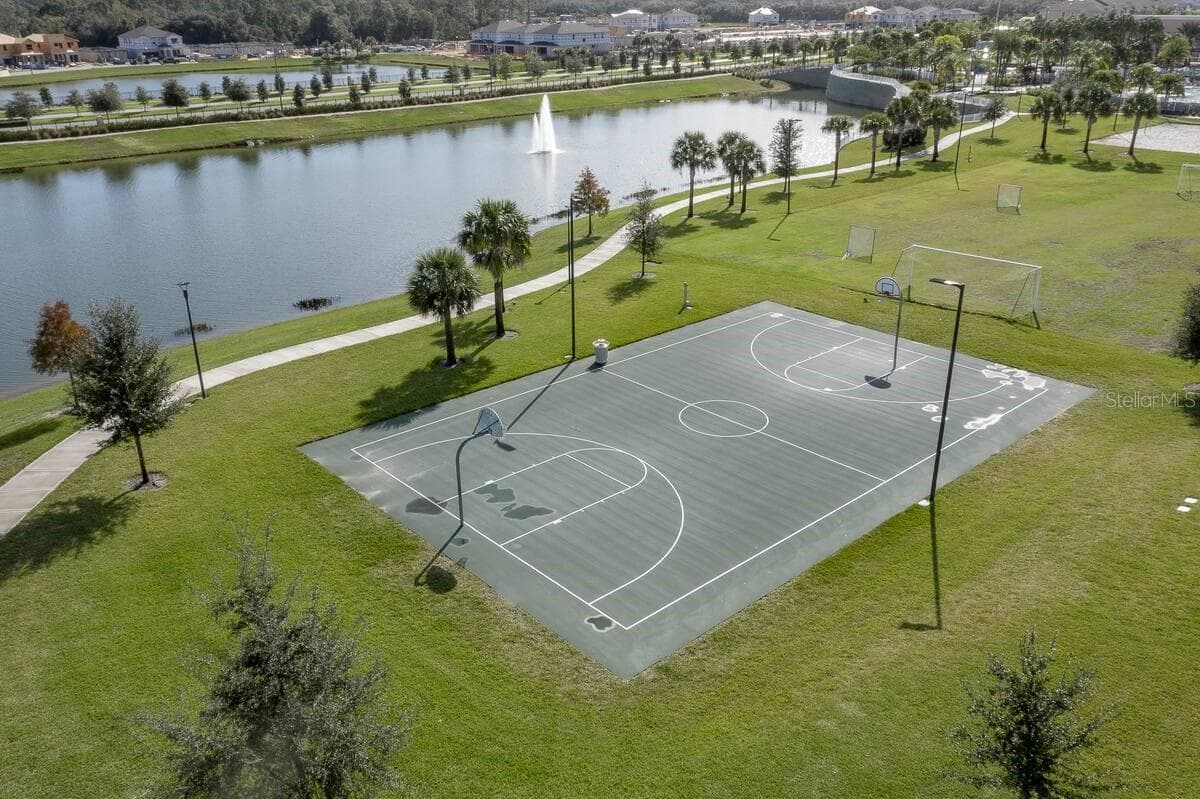 Single Family Residence at 1720 SAWYER PALM PL, KISSIMMEE, photo 42 of 44