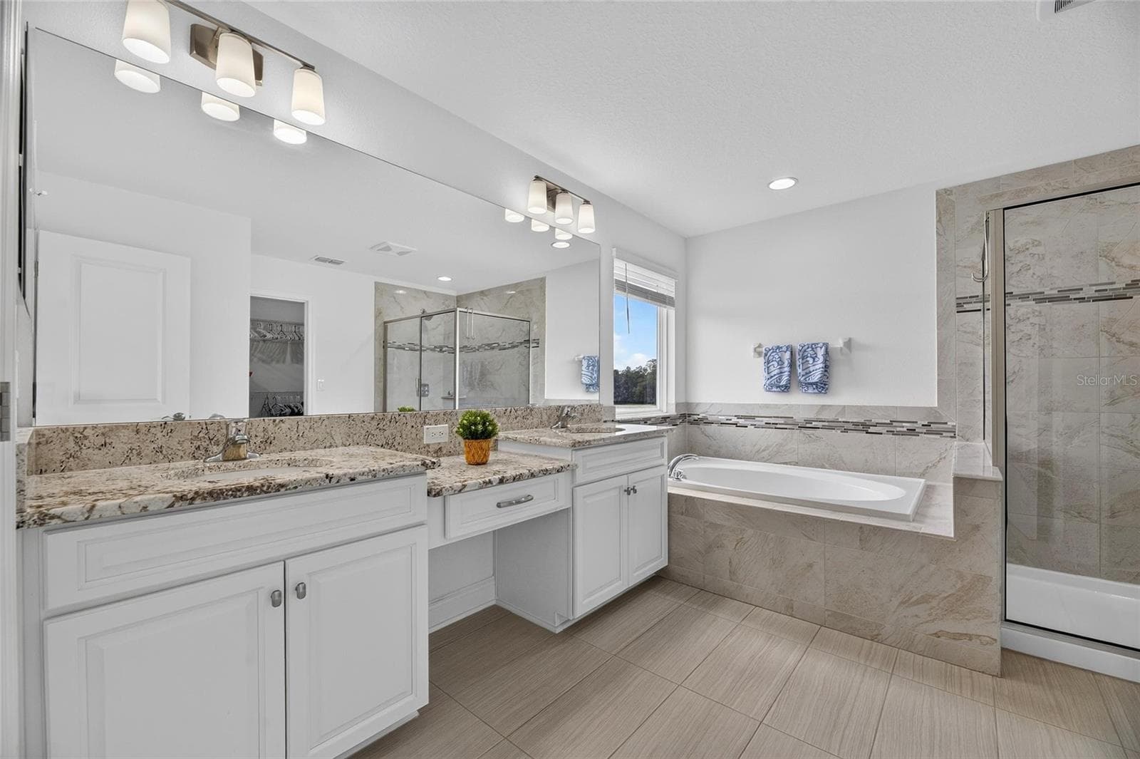 Single Family Residence at 10845 SUNDRIFT DR, TAMPA, photo 63 of 89