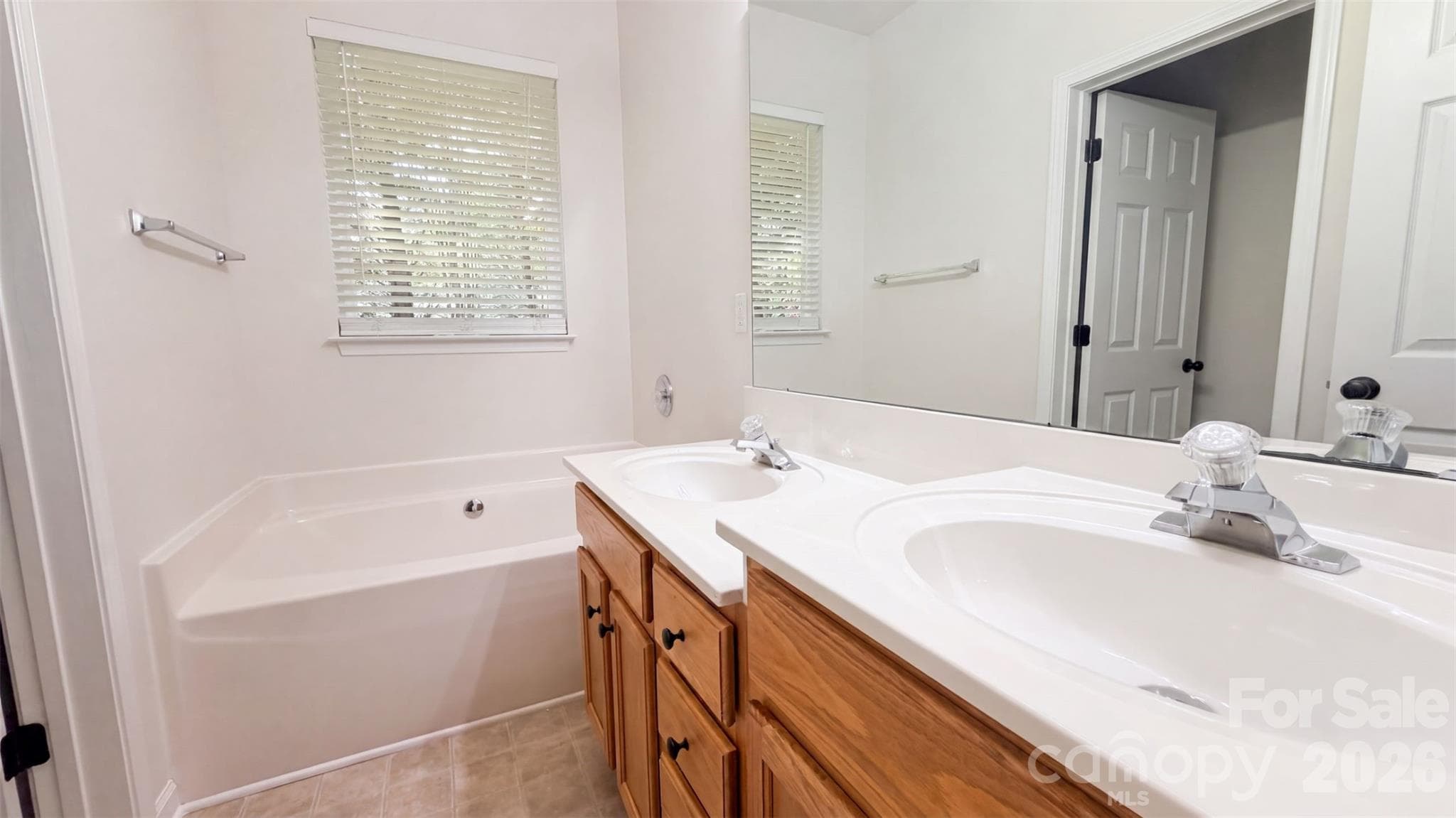 Single Family Residence at 12740 Windyedge Road, Huntersville, photo 15 of 16