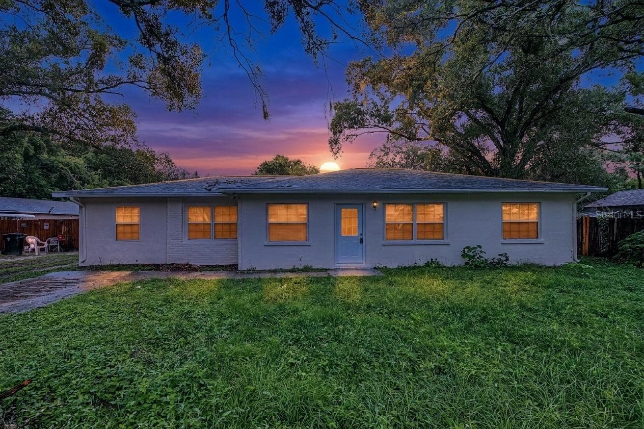 Front Exterior - 4/2, 1516 sq foot, completely renovated! - 810 E 120TH AVE, TAMPA