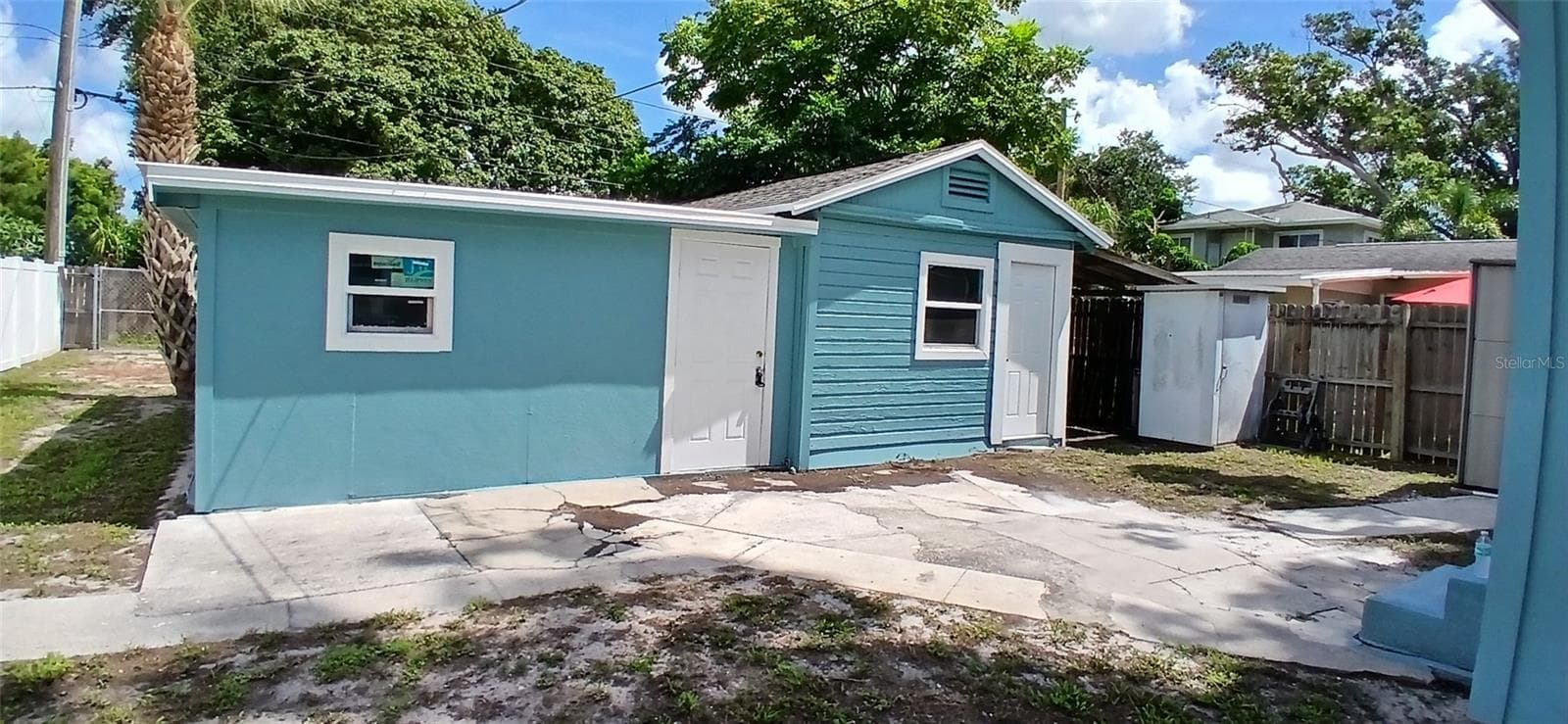 (ADU) Studio with storage - 2055 28TH AVE N, ST PETERSBURG
