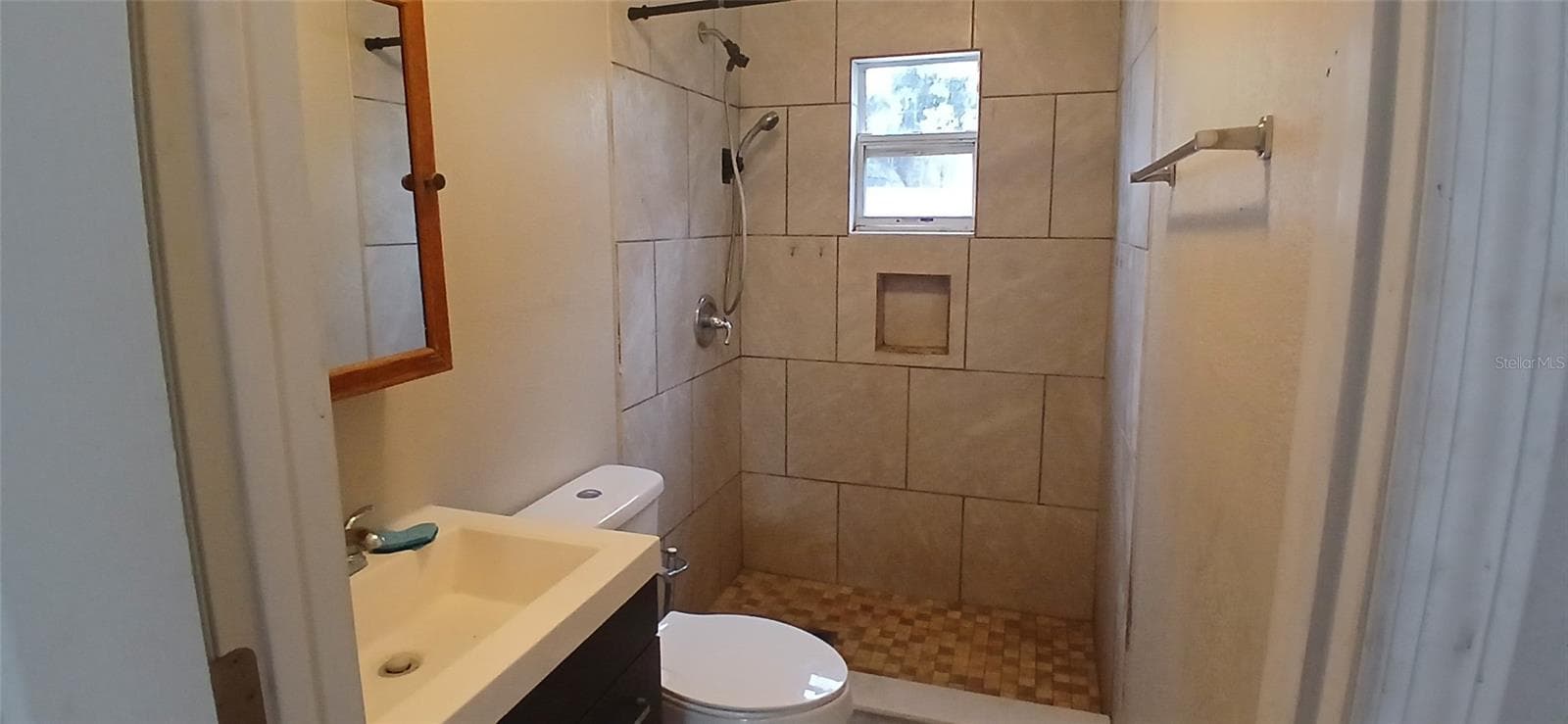 Studio Bathroom - 2055 28TH AVE N, ST PETERSBURG