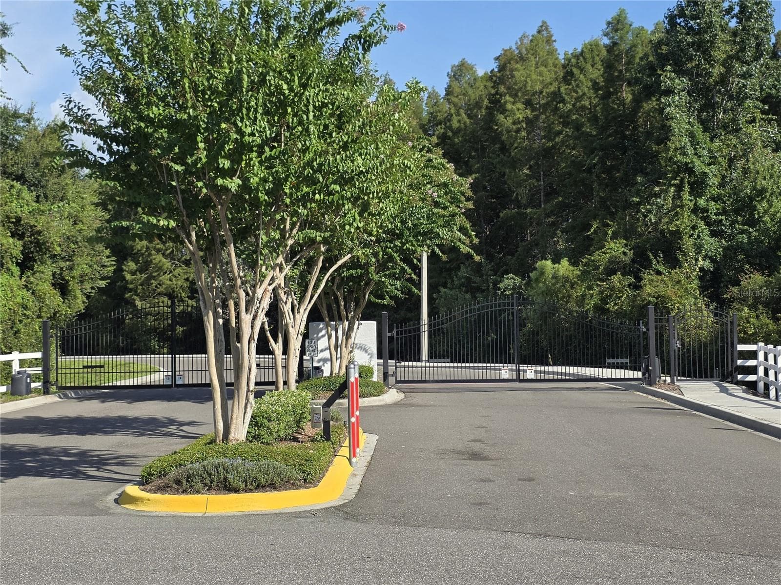 Gated - 30148 GOODWICK WAY, WESLEY CHAPEL