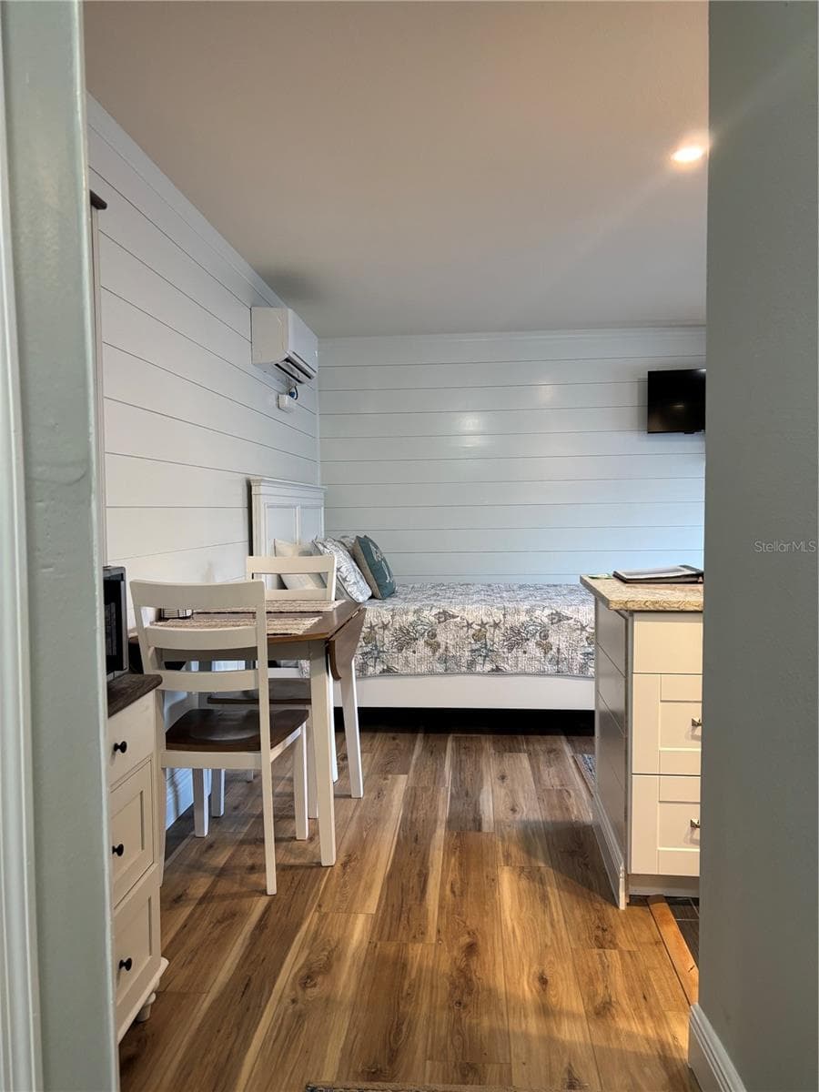 Condominium at 170 ROOSEVELT DR #17, SARASOTA, photo 5 of 18