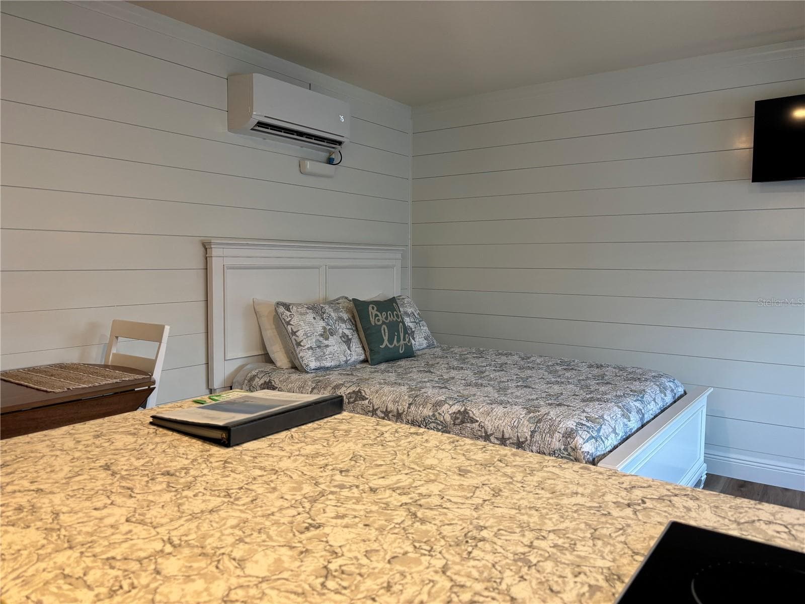 Condominium at 170 ROOSEVELT DR #17, SARASOTA, photo 9 of 18