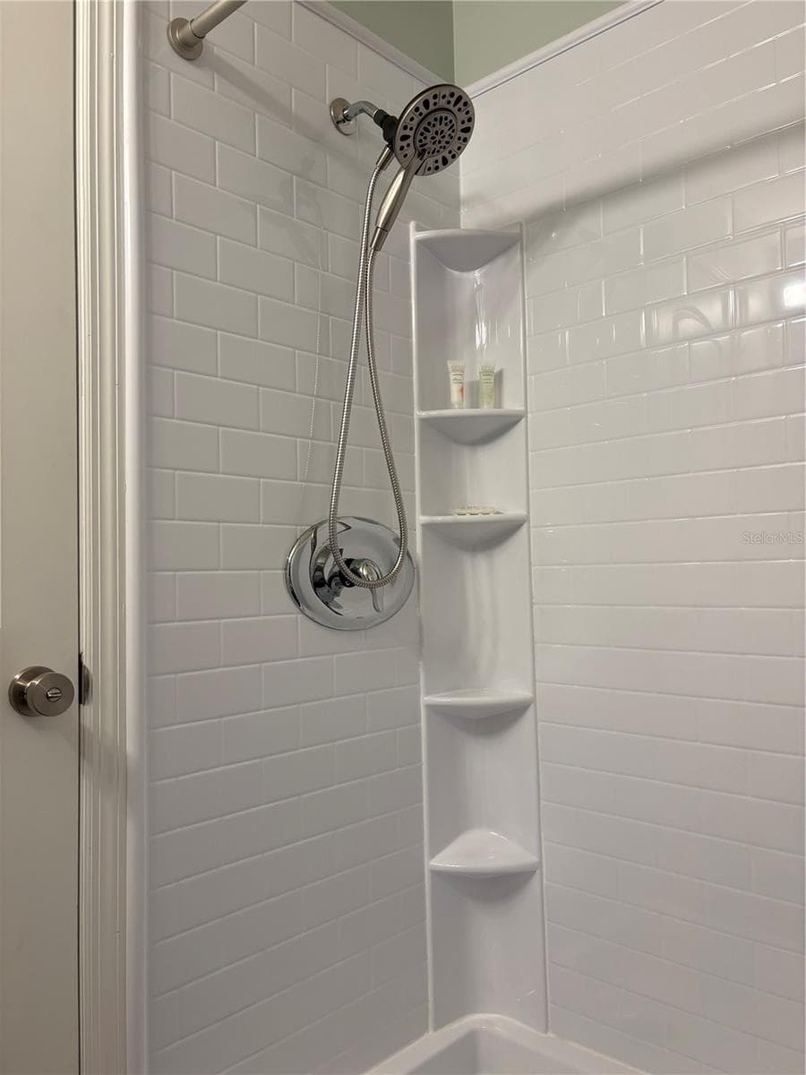 Condominium at 170 ROOSEVELT DR #17, SARASOTA, photo 13 of 18