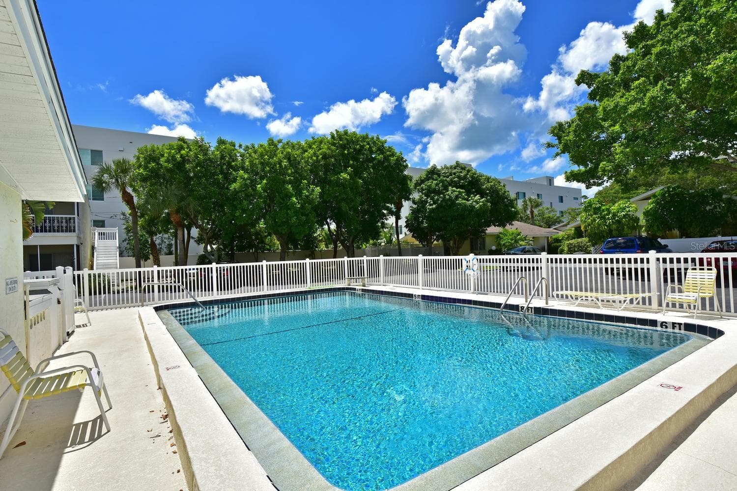 Condominium at 170 ROOSEVELT DR #17, SARASOTA, photo 17 of 18