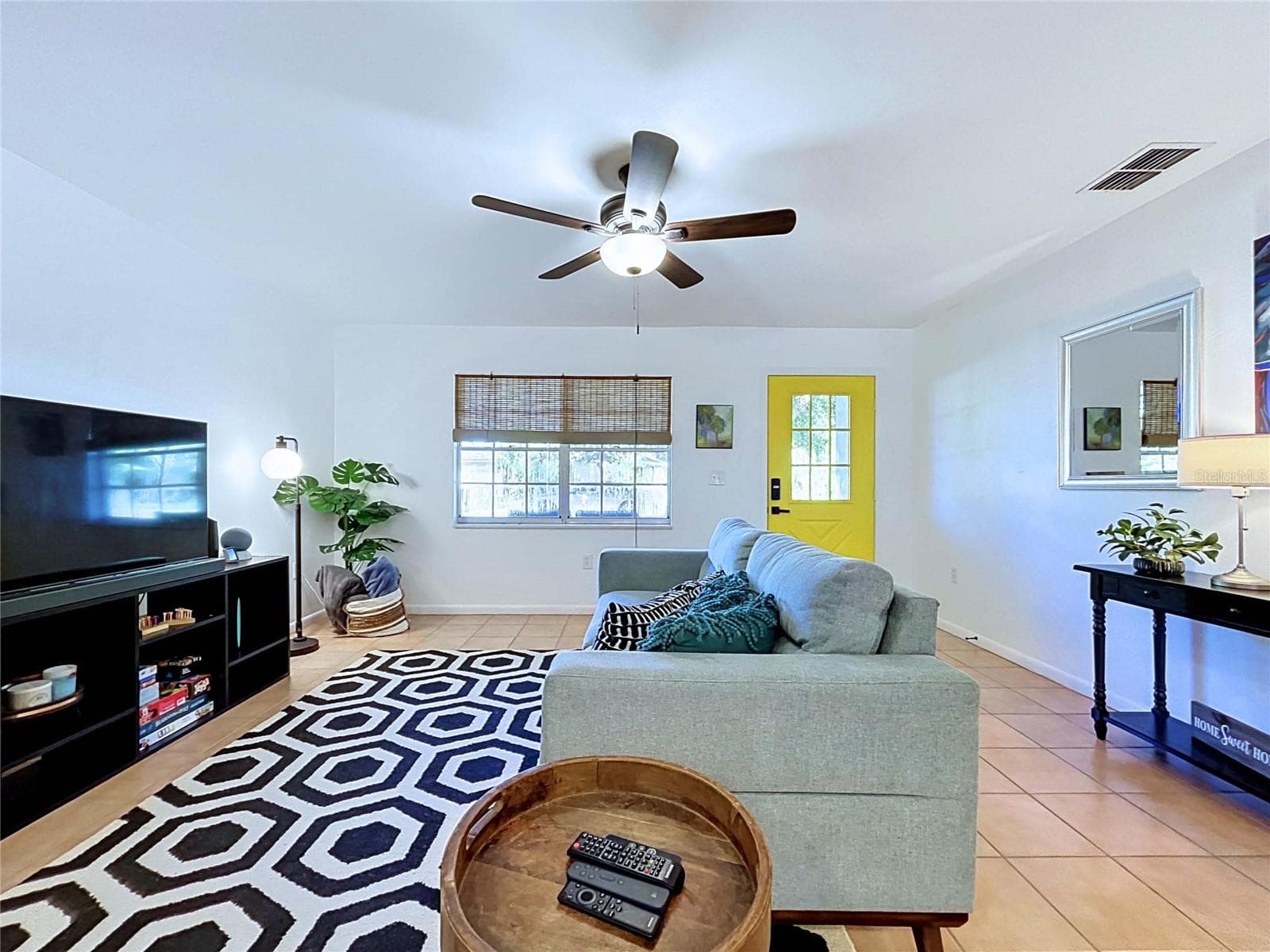 Single Family Residence at 815 35TH ST W, BRADENTON, photo 9 of 51