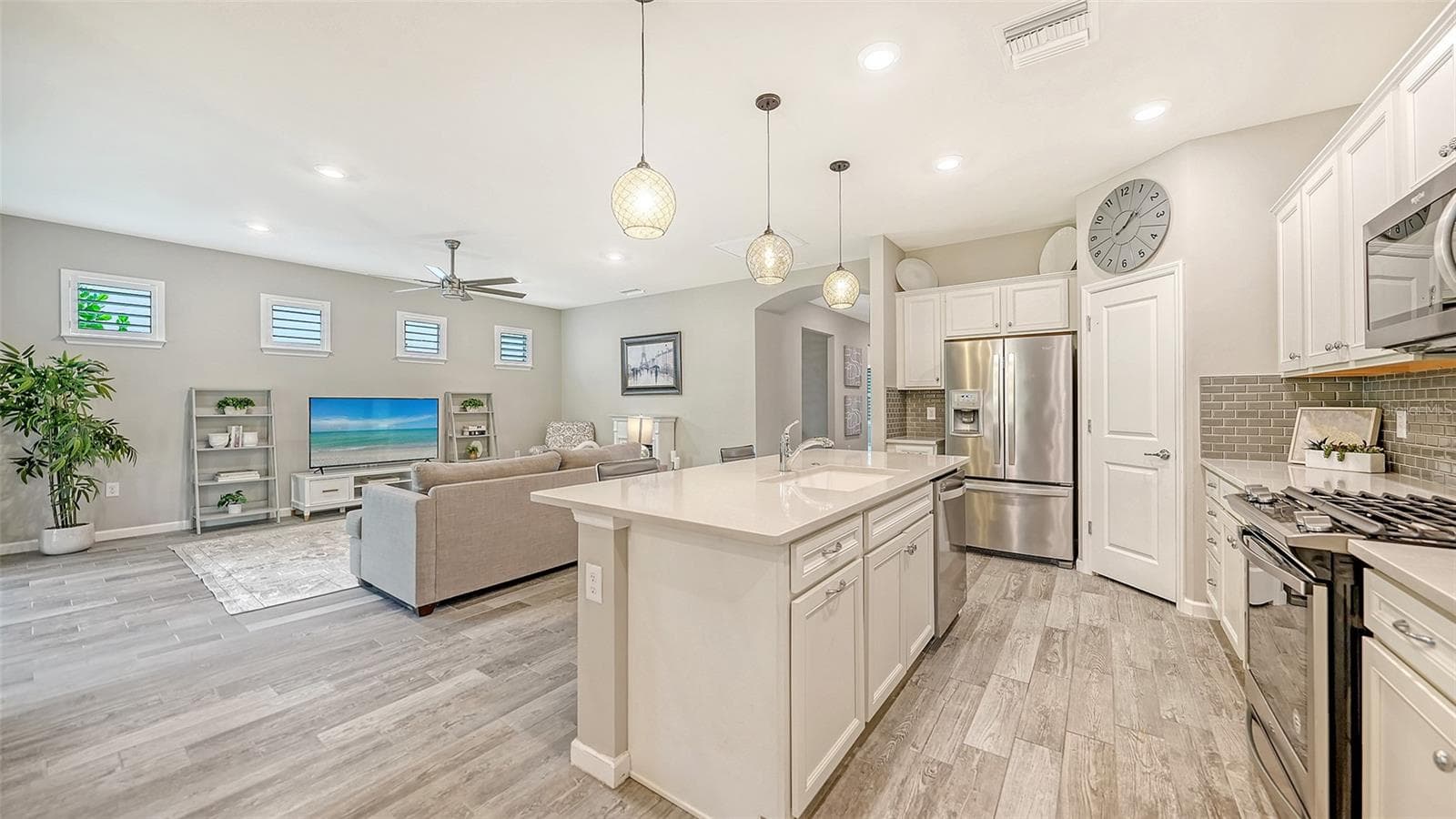 Single Family Residence at 3355 ANCHOR BAY TRL, BRADENTON, photo 13 of 58