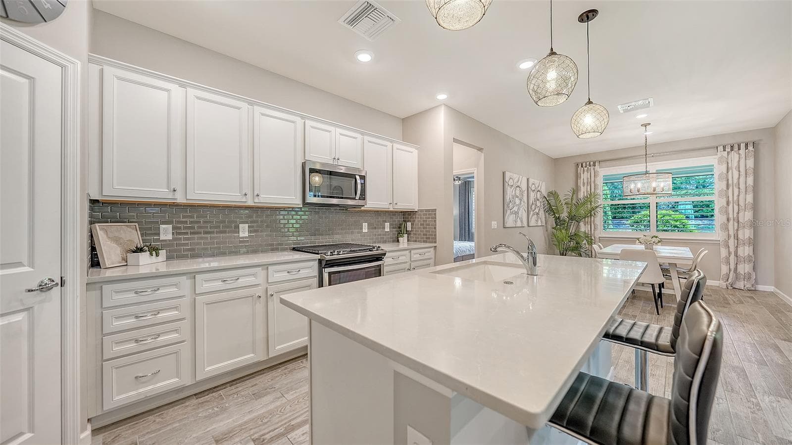 Single Family Residence at 3355 ANCHOR BAY TRL, BRADENTON, photo 16 of 58