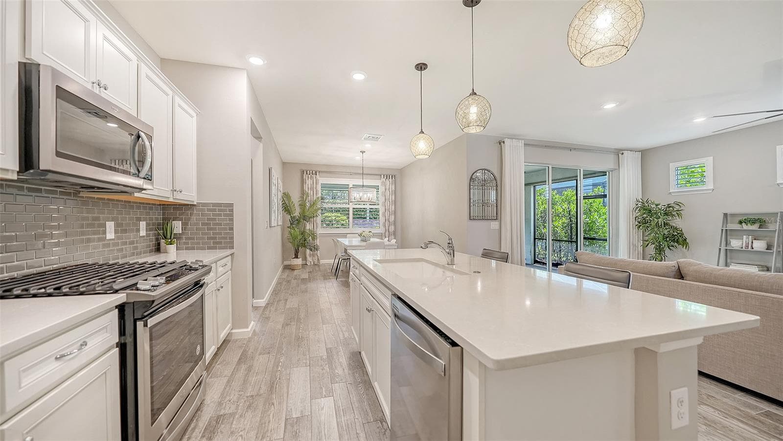 Single Family Residence at 3355 ANCHOR BAY TRL, BRADENTON, photo 17 of 58