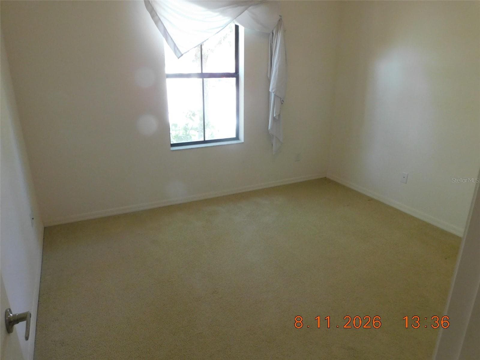 Single Family Residence at 2916 CASABELLA DR, KISSIMMEE, photo 3 of 15