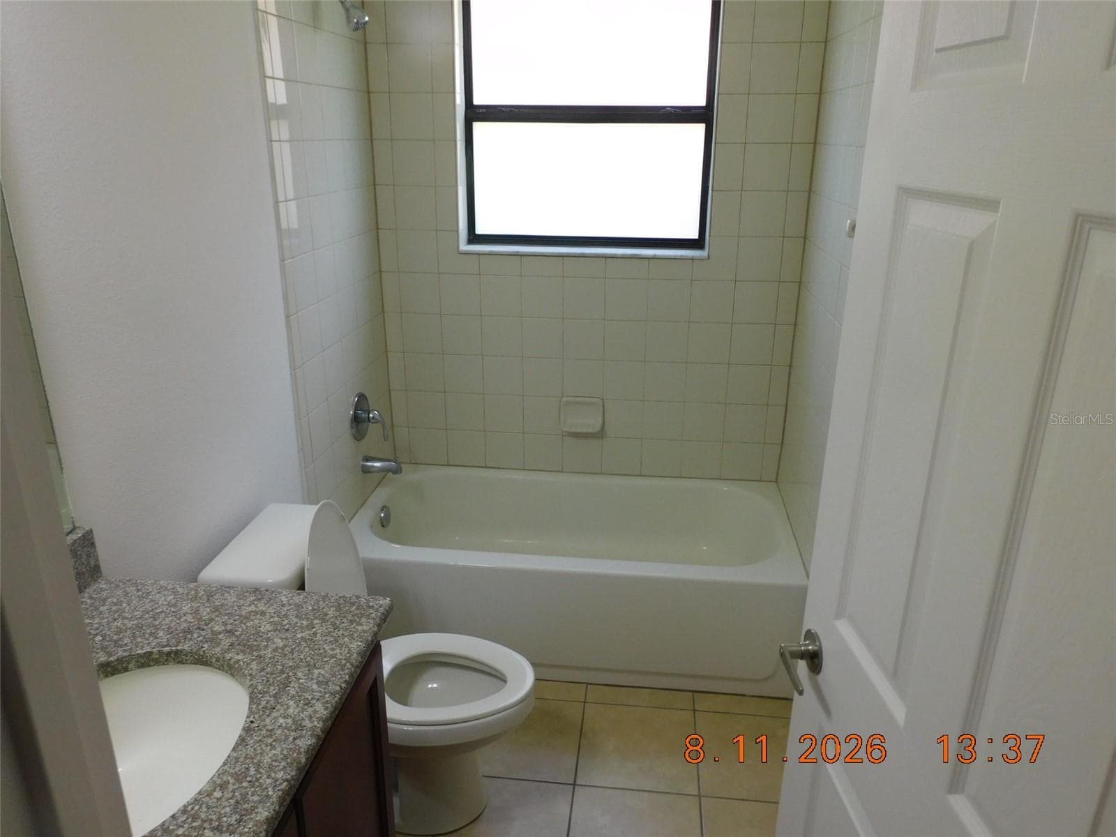 Single Family Residence at 2916 CASABELLA DR, KISSIMMEE, photo 4 of 15